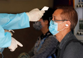 Κοροναϊός – Σπάει το φράγμα των 5 εκατομμυρίων νεκρών