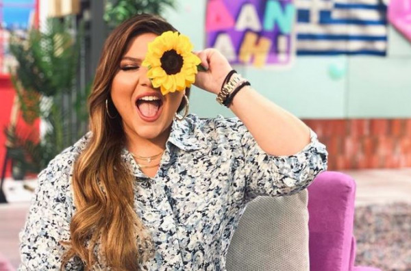 Η Δανάη Μπάρκα απάντησε με… οριζόντιες ρίγες στον Τάσο Ξιαρχό – «Τα ρούχα είναι για να τα φοράμε όπως θέλουμε»