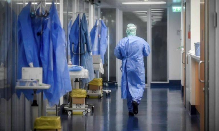Κοροναϊός – Στα νοσοκομεία οι γιατροί που επιστρατεύτηκαν – Φύλλα πορείας και σε δύο ανεμβολίαστους ιδιώτες γιατρούς