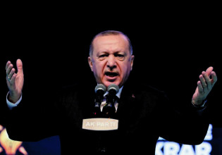 Τουρκία – Ο Ερντογάν απειλεί ευθέως με άνοιγμα των συνόρων για τους πρόσφυγες