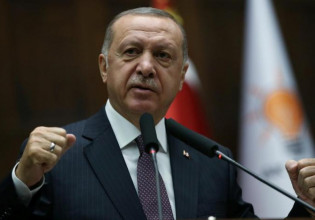 Επικό βίντεο στην Τουρκία – Οι δηλώσεις Ερντογάν διαχρονικά και η άνοδος του δολαρίου