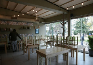 Εστίαση – Κλειστά εστιατόρια, καφέ και μπαρ – Σειρά μέτρων από την κυβέρνηση ζητούν οι επαγγελματίες