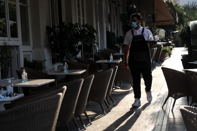 Θεσσαλονίκη – «Καμπάνα» 5.000 ευρώ σε καφενείο με πελάτες χωρίς πιστοποιητικά
