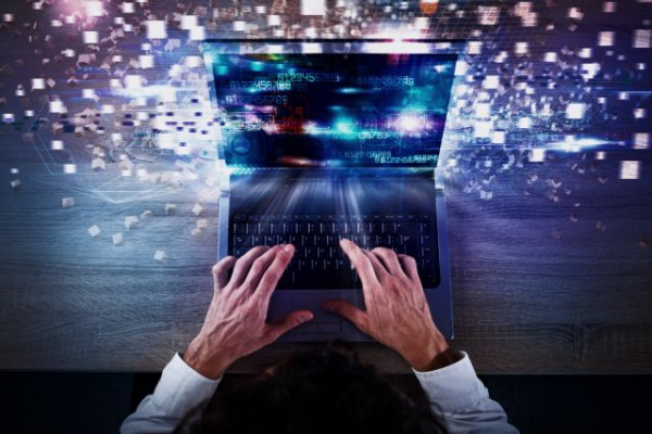 Qualco – Προχώρησε σε εξαγορές εταιρειών Fintech