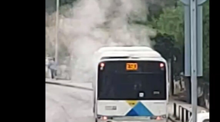 Τι λέει ο ΟΣΥ για το περιστατικό με τη «φωτιά» σε λεωφορείο στην πανεπιστημιούπολη