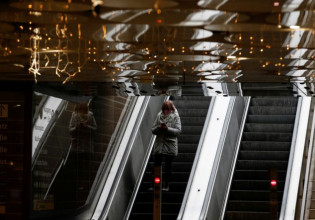 Εκτός ελέγχου η πανδημία στη Γερμανία – Στέλνει ασθενείς στο εξωτερικό