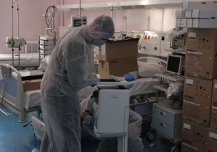 Στοιχεία-σοκ από ΠΟΕΔΗΝ: Δεκάδες διασωληνωμένοι σε λίστα αναμονής – 41 νεκροί στο Ιπποκράτειο σε 15 ημέρες