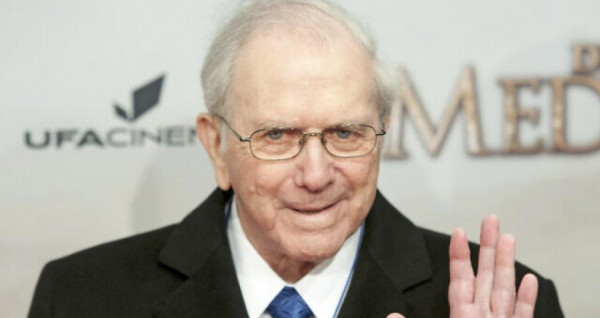 Νόα Γκόρντον – Πέθανε στα 95 του χρόνια ο Αμερικανός συγγραφέας