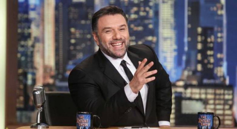 Γρηγόρης Αρναούτογλου – Θετικός στον κοροναϊό ο παρουσιαστής και μέλη της εκπομπής