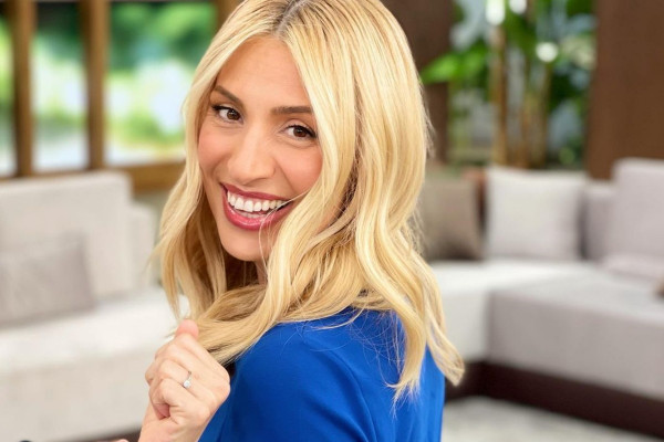 Μαρία Ηλιάκη – Θέλω να μην ξαναμιλήσω για τον Μουτσινά