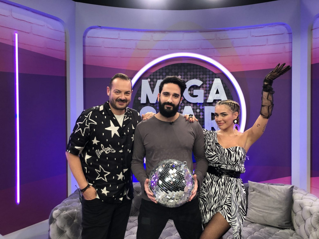 MEGA Star – Η Konnie και ο Αντώνης υποδέχονται τον Γιώργο Γιαννιά και τον Διονύση Ατζαράκη