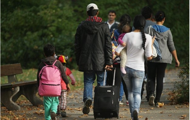 Μόνο ηλεκτρονικά η ανανέωση όλων των τίτλων διαμονής των πολιτών τρίτων χωρών από τις 16 Νοεμβρίου