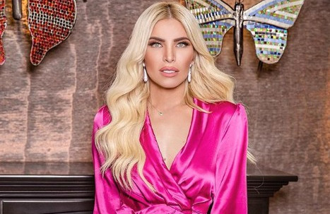 Super Κατερίνα – Βγήκαν τα «μαχαίρια» on air – Έξαλλη η Καινούργιου με τον Πετράκο