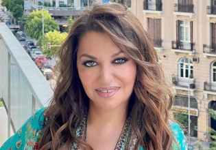 Καίτη Γαρμπή – Σπάνια φωτογραφία με την μικρή της αδερφή – Ευχές για τα γενέθλιά της