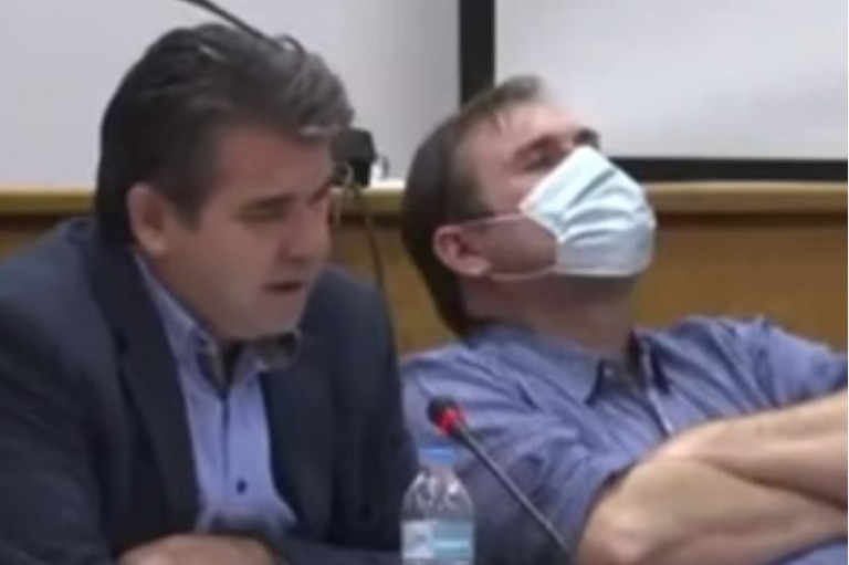 Καλαμάτα – Ροχαλητά αναστάτωσαν τη συνεδρίαση του Δημοτικού Συμβουλίου