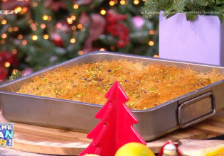 Ο chef Τίμος Ζαχαράτος φτιάχνει γαλακτομπούρεκο σε κανταΐφι