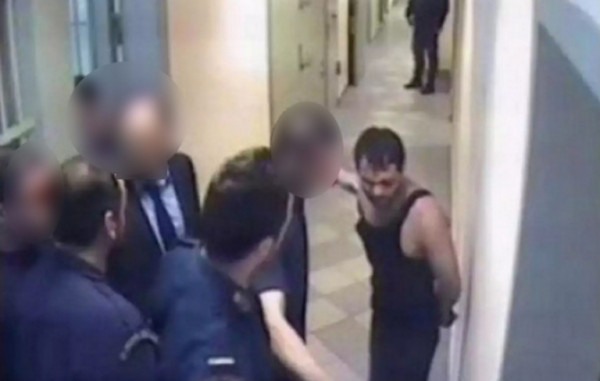 Ιλία Καρέλι – Σε φυλάκιση με αναστολή καταδικάστηκαν οι σωφρονιστικοί για τον βασανισμό του κρατουμένου