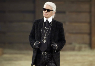 Καρλ Λάγκερφελντ – Στο «σφυρί» η συλλογή των προσωπικών αντικειμένων του