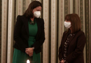 Κοροναϊός – Τι είπε η Κεραμέως στην Σακελλαροπούλου για την τήρηση των μέτρων στα σχολεία