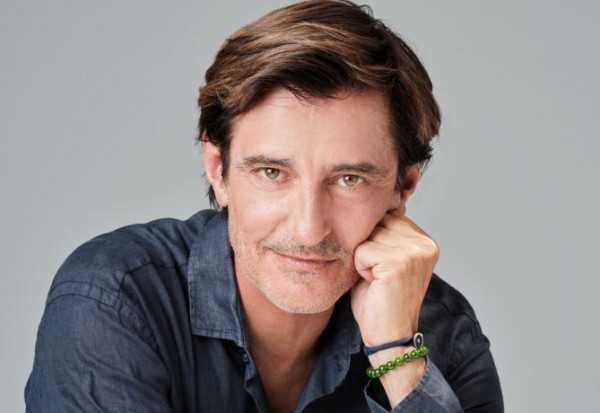 Ο Θοδωρής Κουτσογιαννόπουλος μιλάει στο in.gr για τη μεγάλη του αγάπη, το σινεμά