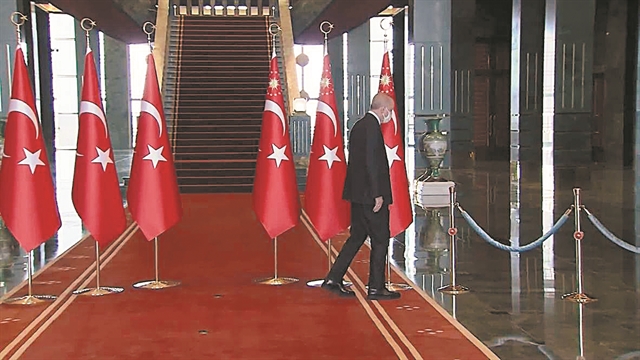 Ερντογάν - Τι τρέχει με την υγεία του προέδρου της Τουρκίας