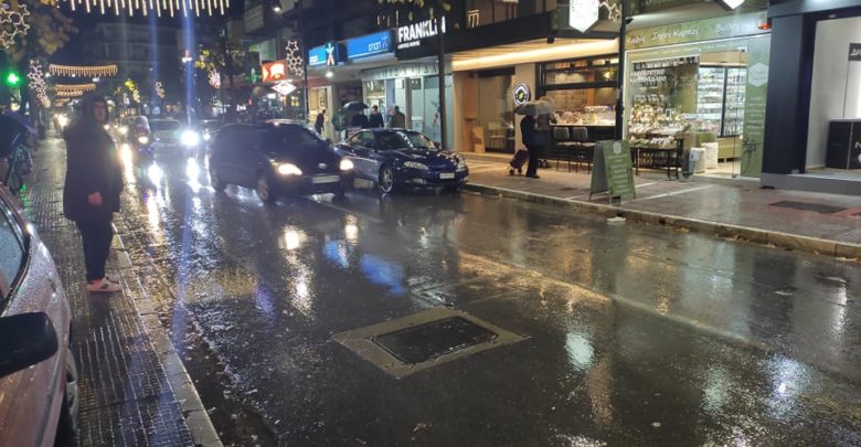 Λάρισα – Οδηγός πιάστηκε στα χέρια με αστυνομικό στο κέντρο της πόλης