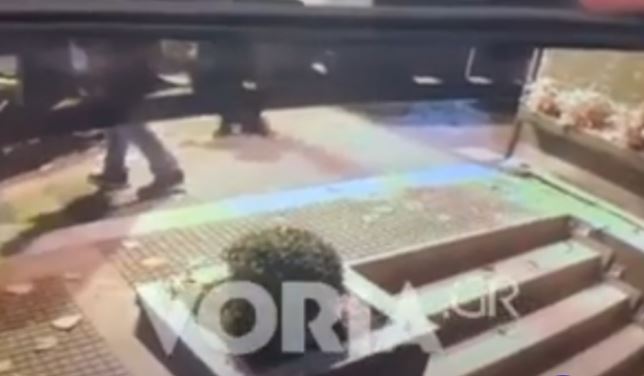 Θεσσαλονίκη – Βίντεο ντοκουμέντο από την αιματηρή ληστεία στο κατάστημα ψιλικών