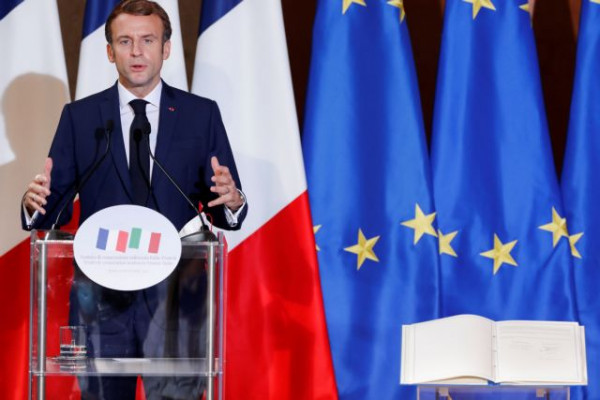 Πυρά Μακρόν σε Τζόνσον για το μεταναστευτικό – «Οι ηγέτες δεν επικοινωνούν με tweets»