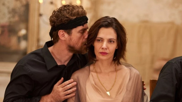 Σασμός – Το Twitter… έλιωσε με την ερωτική σκηνή Μαθιού και Βασιλικής