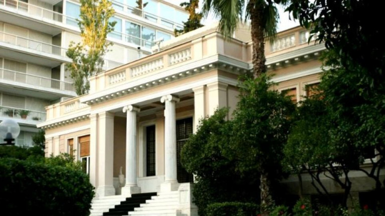 Κοροναϊός – Σύσκεψη στο Μέγαρο Μαξίμου για τα νέα μέτρα και την επιδημιολογική κατάσταση – Δραματική η κατάσταση στα νοσοκομεία