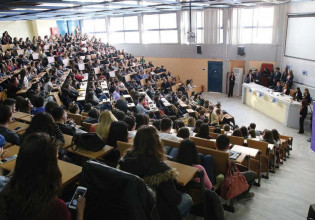 Πανεπιστήμια – Πόσοι έκαναν αίτηση για μετεγγραφή, πόσοι θα πάρουν