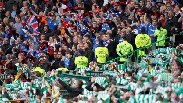 Οπαδοί της Σέλτικ επιτέθηκαν σε παμπ με οπαδούς της Ρέιντζερς