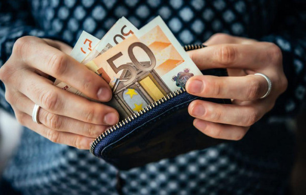 Μητσοτάκης – Νέα αύξηση του κατώτατου μισθού εντός του 2022