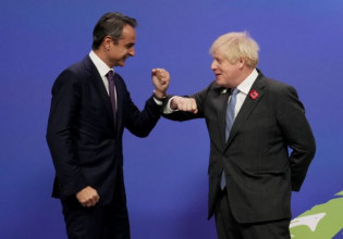 Mitsotakis meeting with Johnson – Focus on investments and Parthenon Sculptures