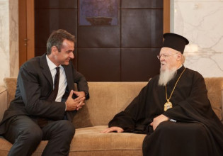 Μητσοτάκης – Τις θερμότερες ευχές μου για ταχεία ανάρρωση στον Οικουμενικό Πατριάρχη
