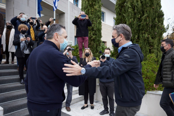 Mitsotakis in Kozani: Gov’t still ‘absolutely committed’ to eliminate lignite use