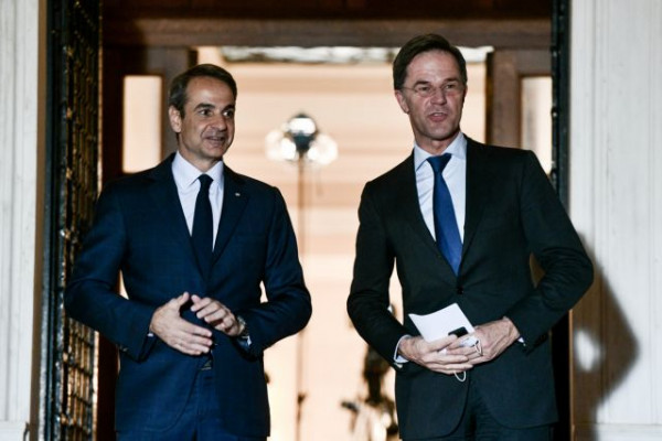 Δείτε live την κοινή συνέντευξη τύπου Μητσοτάκη – Ρούτε