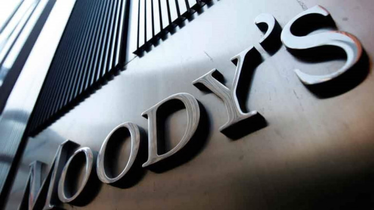 Τι βλέπει η Moody’s