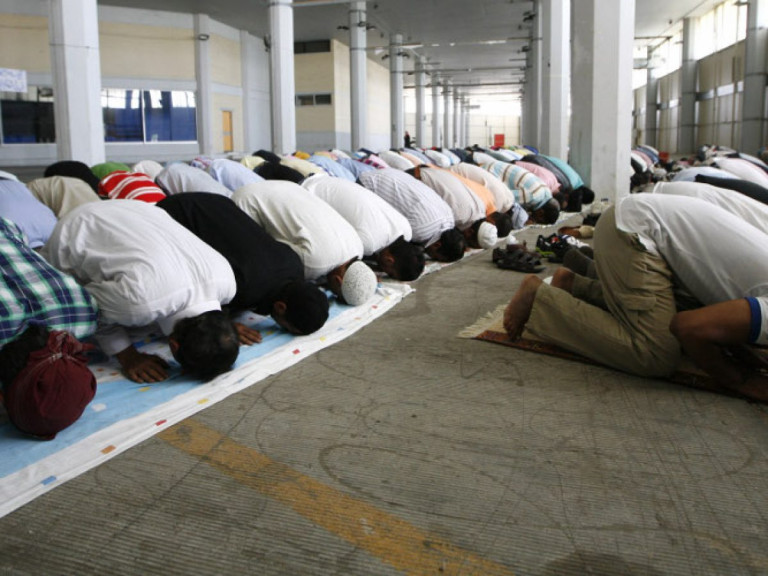 Γιατί η Γαλλία στρέφεται κατά του ισλαμισμού