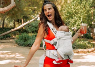 Χριστίνα Μπόμπα – Έτσι νανουρίζει την κόρη της