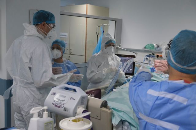 SOS από Καπραβέλο «Γέμισαν οι νεκροθάλαμοι του νοσοκομείου» - Πάμε για 2.500 θανάτους μέσα στο Νοέμβρη
