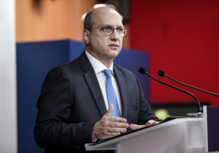 Οικονόμου – Υποκρισία του ΣΥΡΙΖΑ η επανακάταθεση της τροπολογίας για την αναγνώριση του όρου γυναικοκτονία