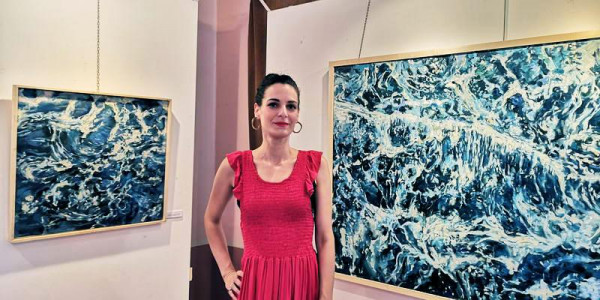 Νίνα Παναγοπούλου – Το υγρό στοιχείο για εμένα συμβολίζει το ταξίδι