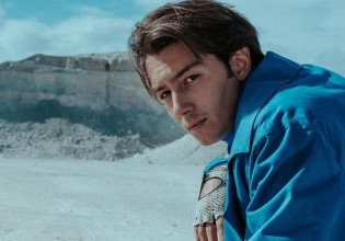 Γιώργης Παρταλίδης – Έχω κάνει καλλιτεχνική φωτογράφιση με γυναικεία εσώρουχα