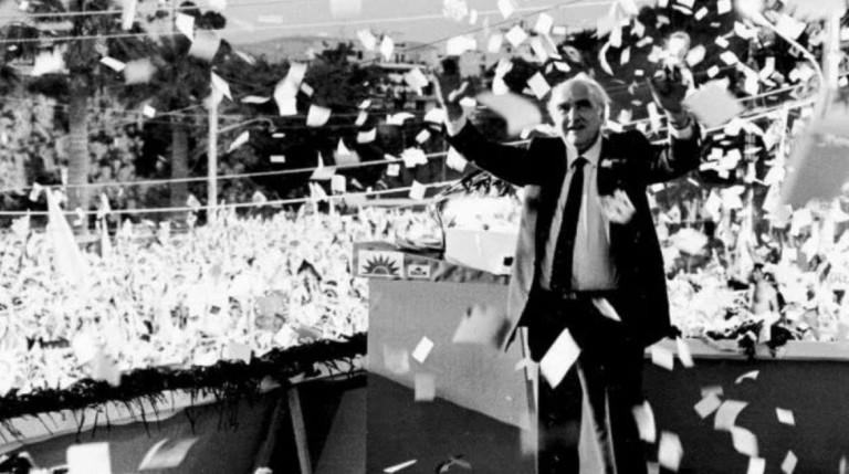 Το ΠΑΣΟΚ σαν «σημαία ευκαιρίας»