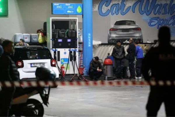 Νίκαια – Τι «βλέπουν» οι Αρχές πίσω από τους πυροβολισμούς στο βενζινάδικο – Το χρονικό της φονικής επίθεσης