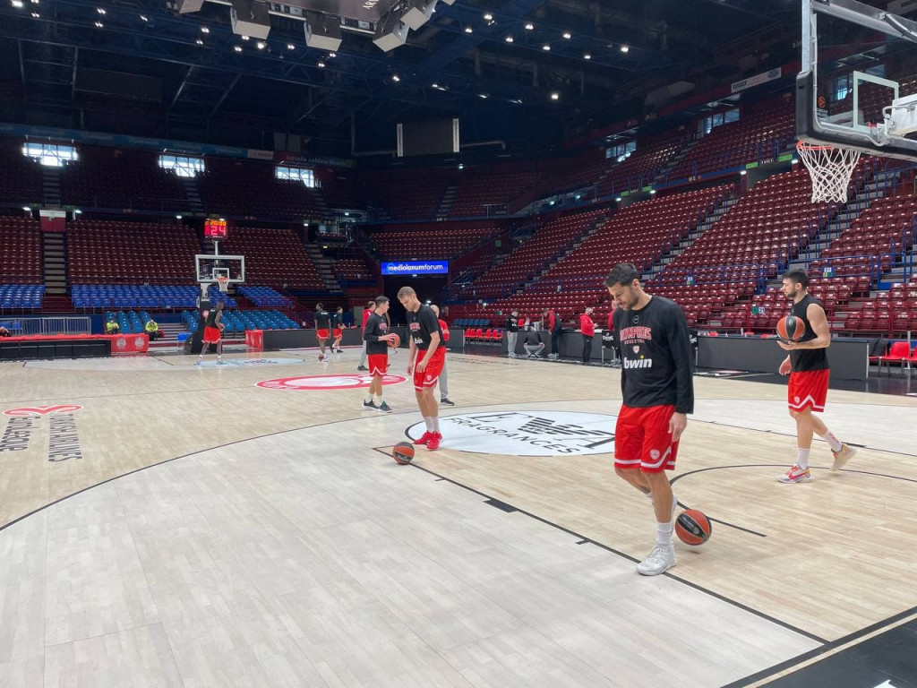 Το χαλάρωμα των παικτών του Ολυμπιακό πριν την Αρμάνι