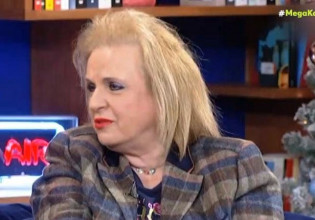 Ματίνα Παγώνη – «Από μαθήτρια ντύνομαι extreme»