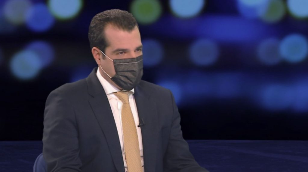 Πλεύρης – Το εμβόλιο είναι η λύση – Μέτρα ελευθερίας για όσους έχουν εμβολιαστεί