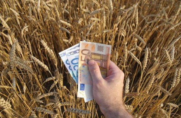 Επιστρέφονται 686 εκατ. ευρώ στους ευρωπαίους αγρότες από το αποθεματικό κρίσης